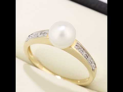 9ct Yellow Gold 0.04ct Diamond And Cultured Pearl Ring
