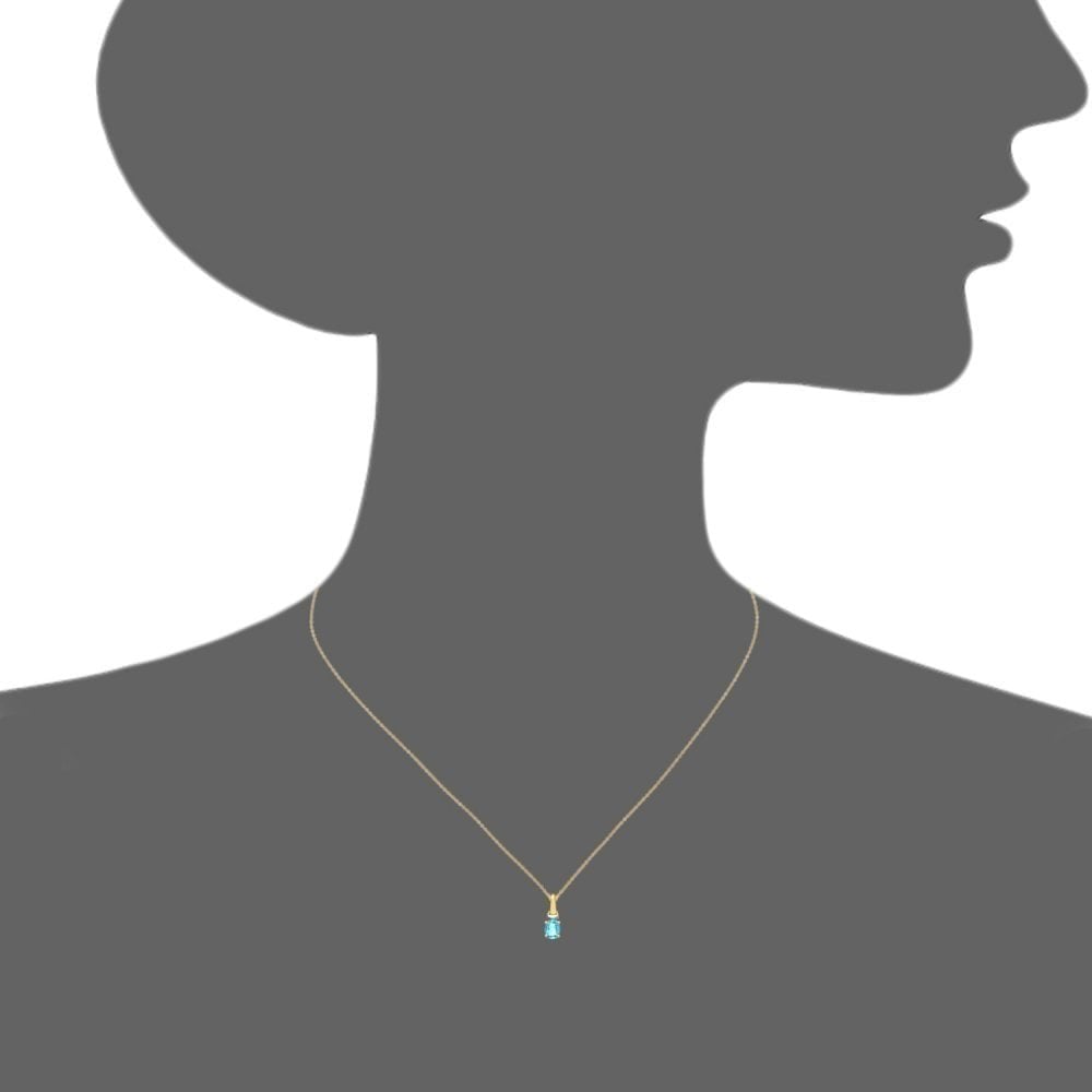 9ct Yellow Gold Oval Aquamarine Solitaire Pendant Necklace