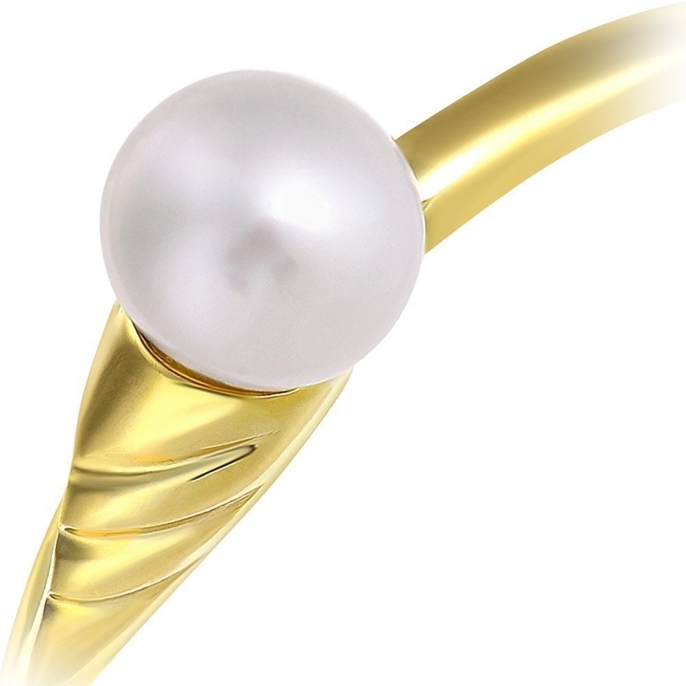 9ct Yellow Gold Cultured Pearl Ring