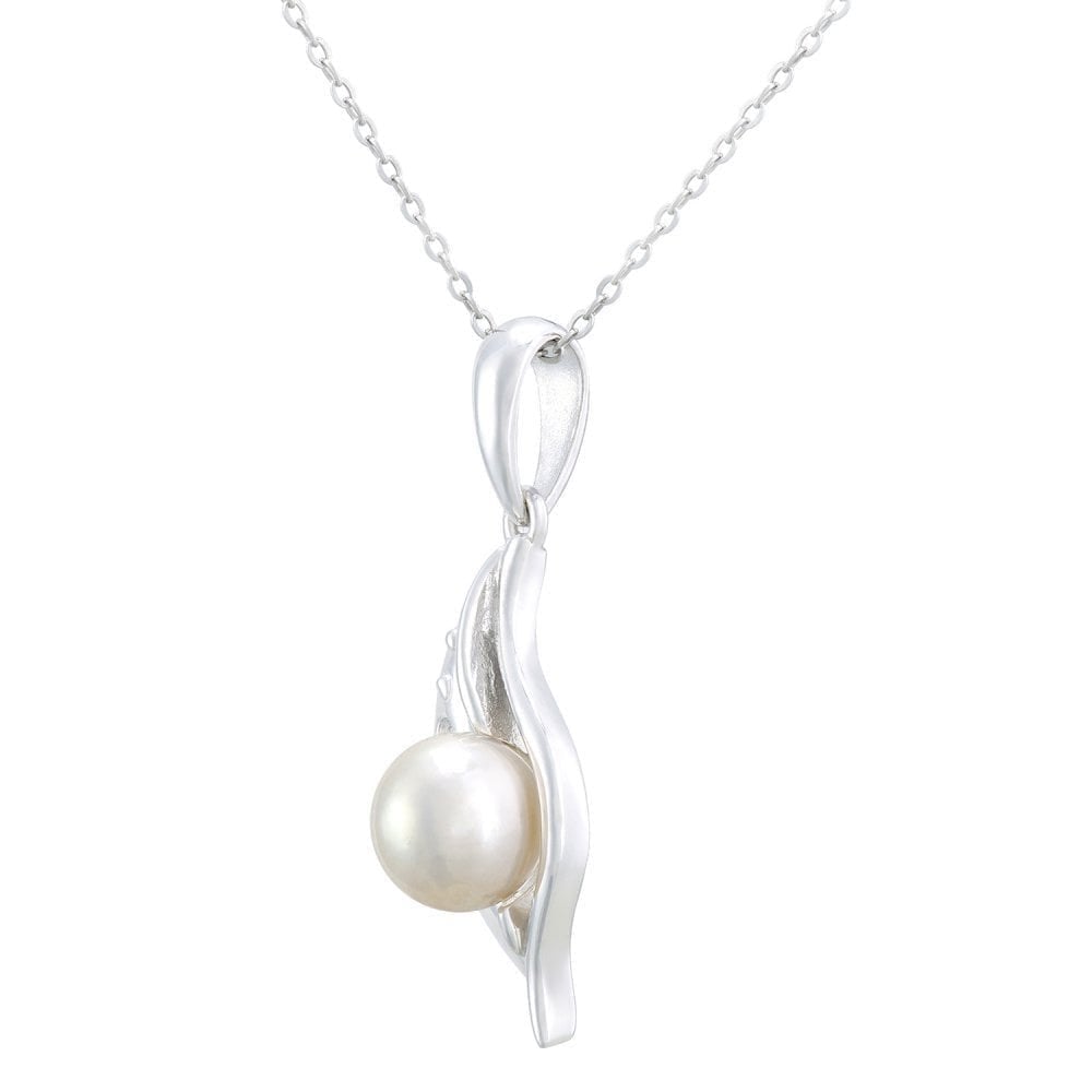 9ct White Gold Cultured Pearl and 0.01ct Diamond Pendant Necklace