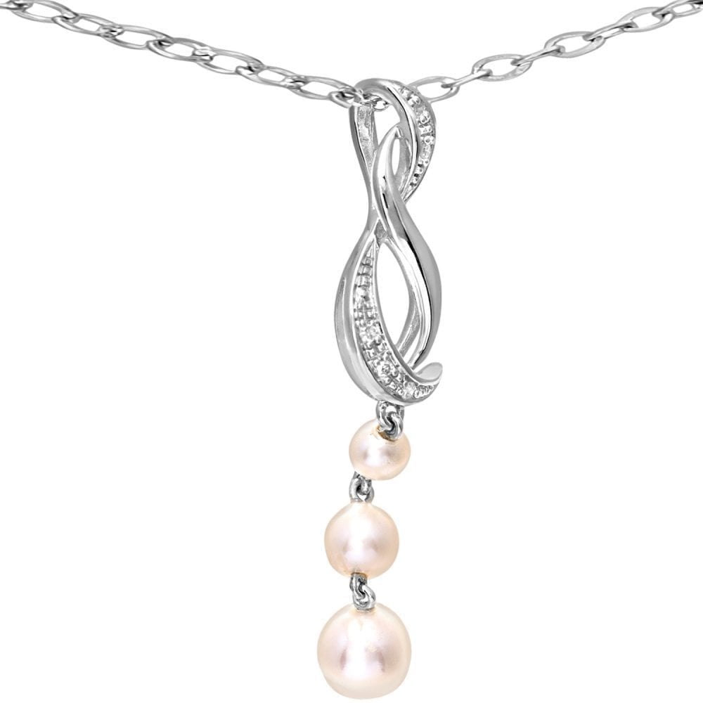 Pearl Necklace - detail view | Prime Jewellery