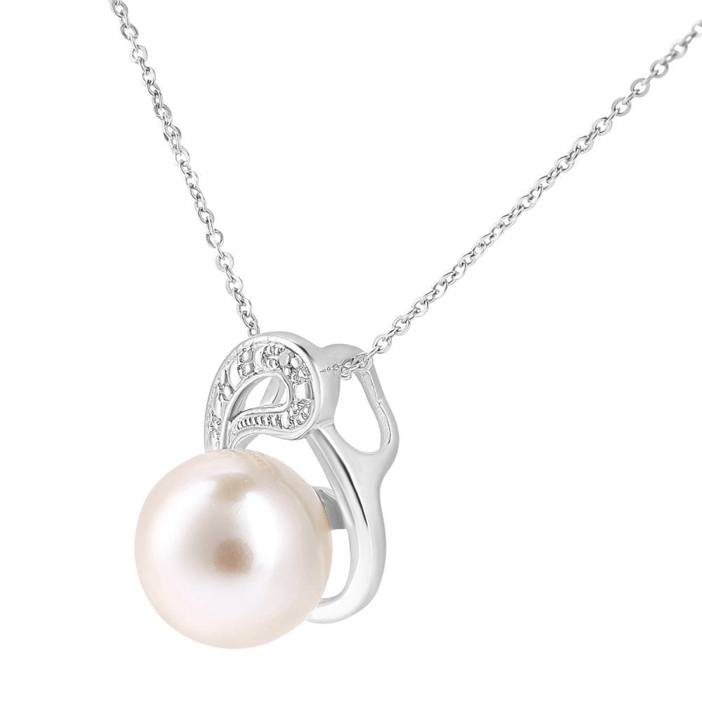 Pearl Necklace - detail view | Prime Jewellery
