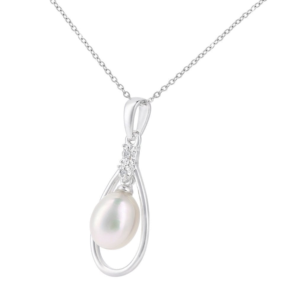 Pearl Necklace - detail view | Prime Jewellery