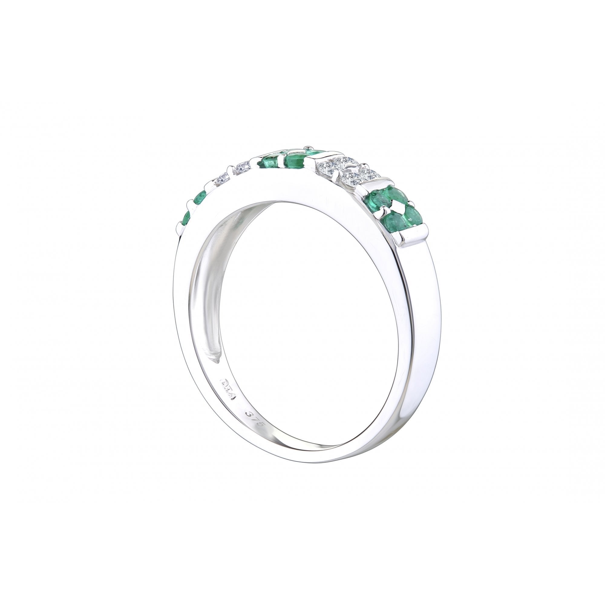 Round Emerald and - detail view | Prime Jewellery