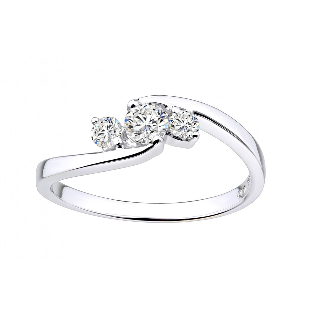 Diamond Trilogy Bypass - detail view | Prime Jewellery