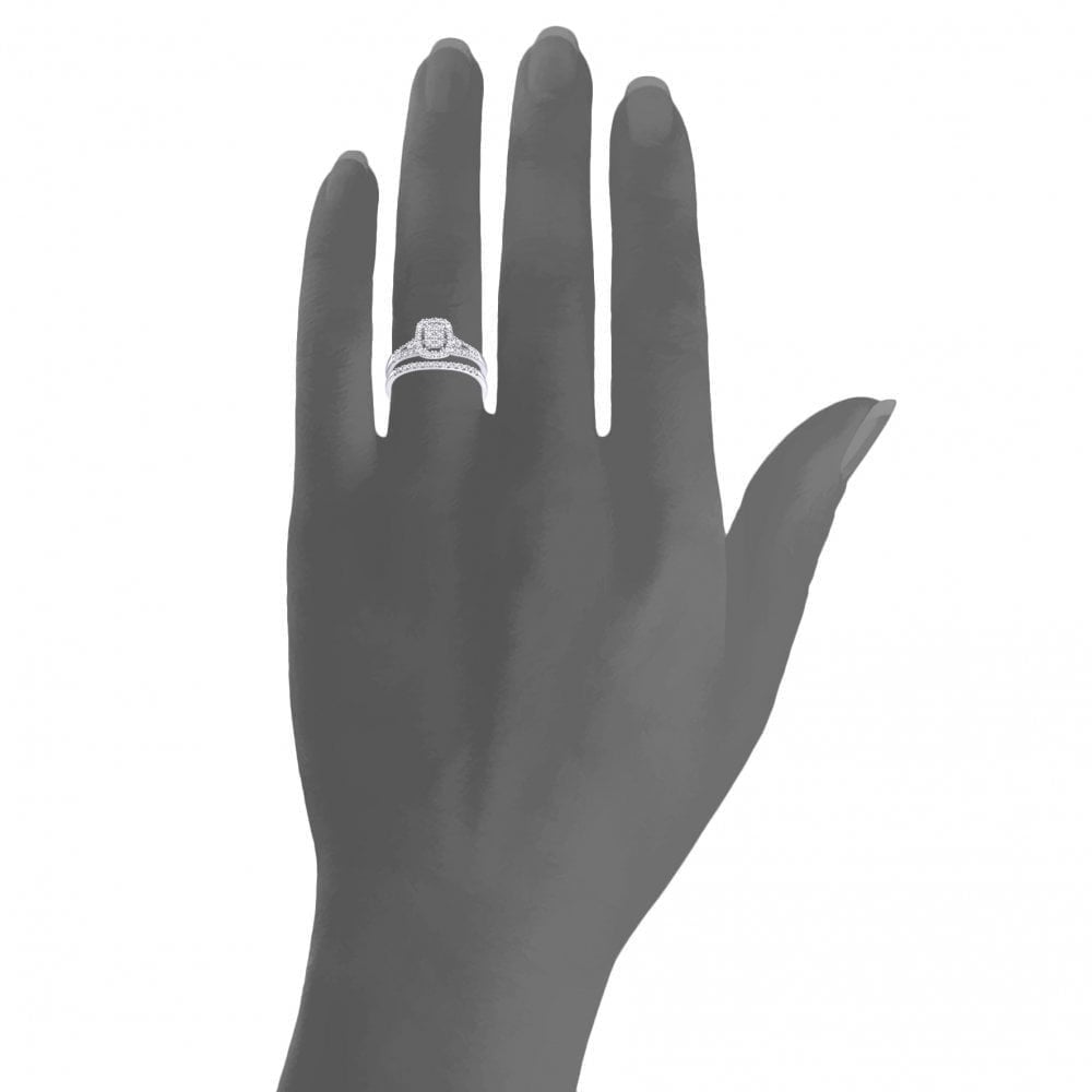 Diamond Cluster Halo - detail view | Prime Jewellery
