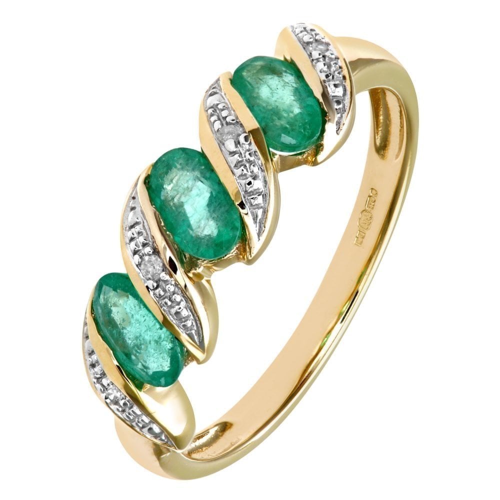 Oval Emerald and - detail view | Prime Jewellery