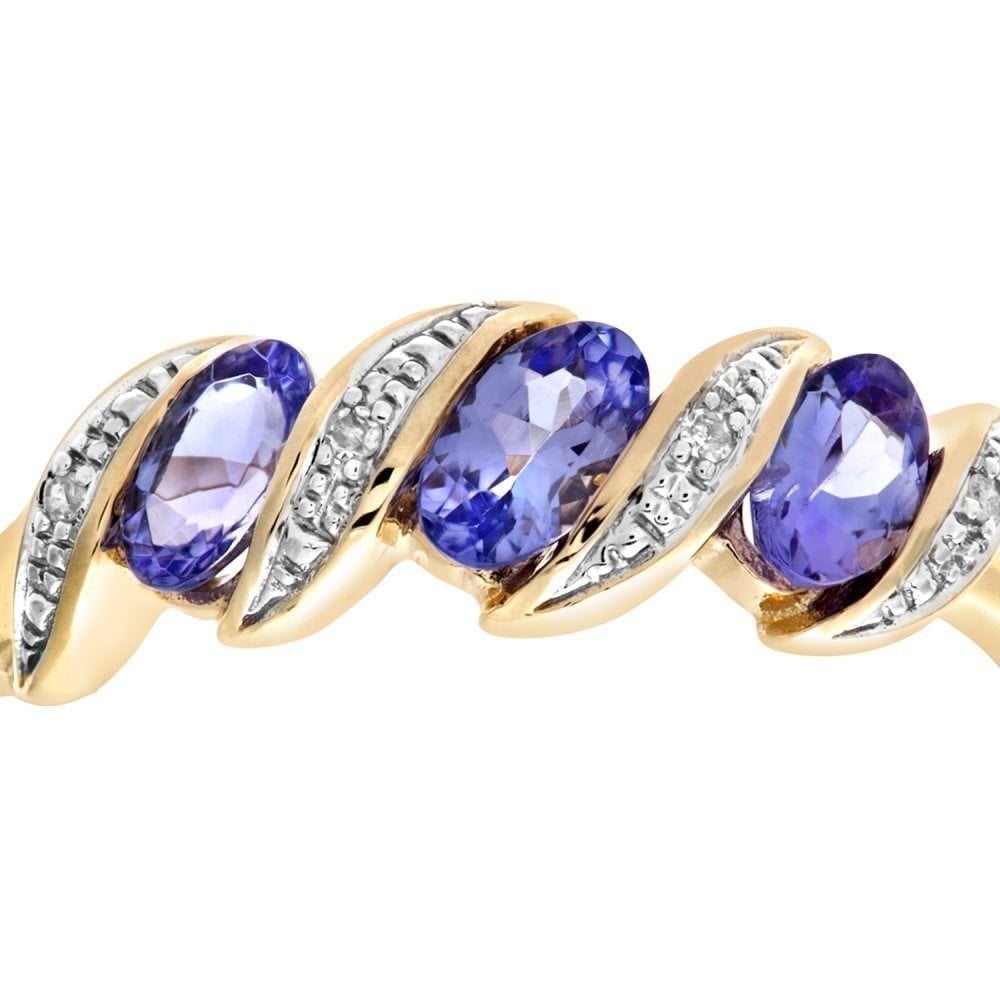 Diamond and Tanzanite - detail view | Prime Jewellery
