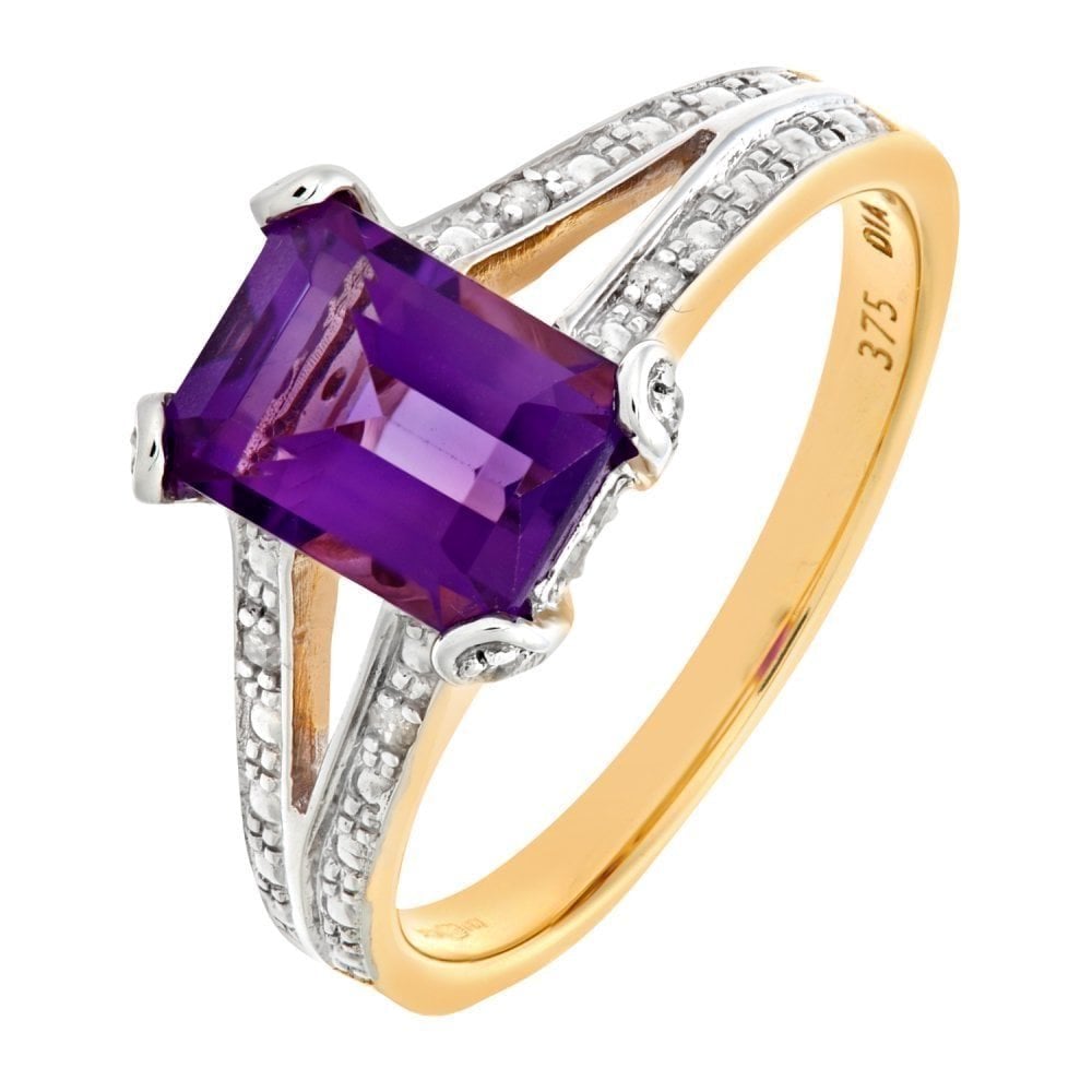 9ct Yellow Gold Single Stone Amethyst with 0.13ct Diamond Set Collette and Shoulders Ladies Ring