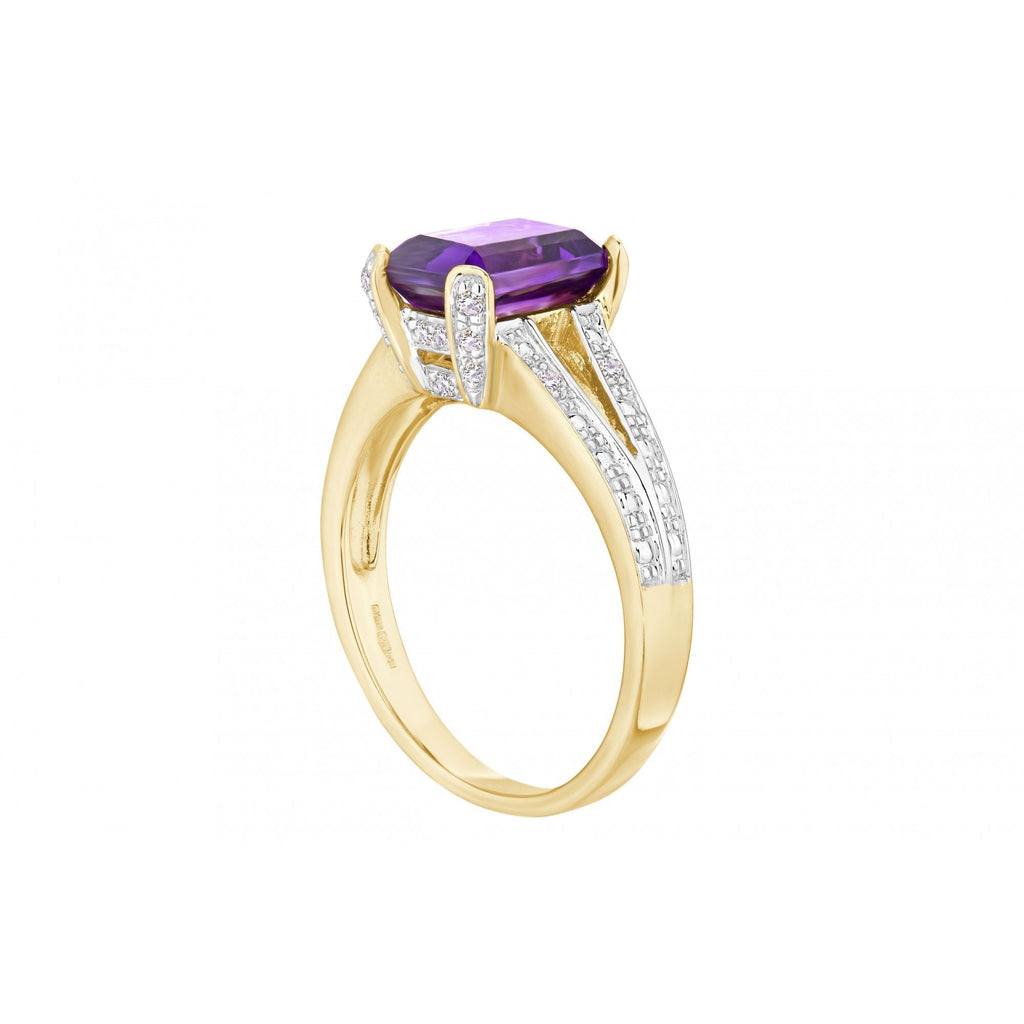 9ct Yellow Gold Single Stone Amethyst with 0.13ct Diamond Set Collette and Shoulders Ladies Ring