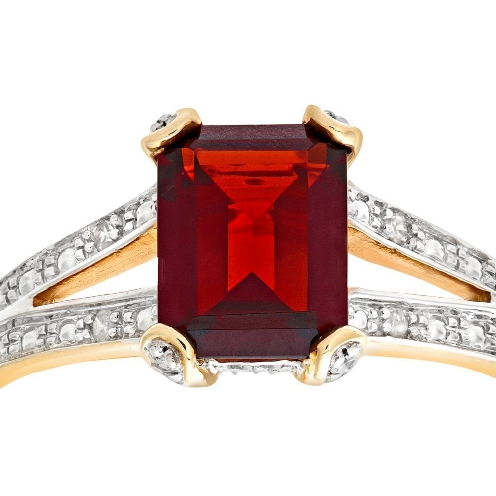 Garnet and Diamond - detail view | Prime Jewellery