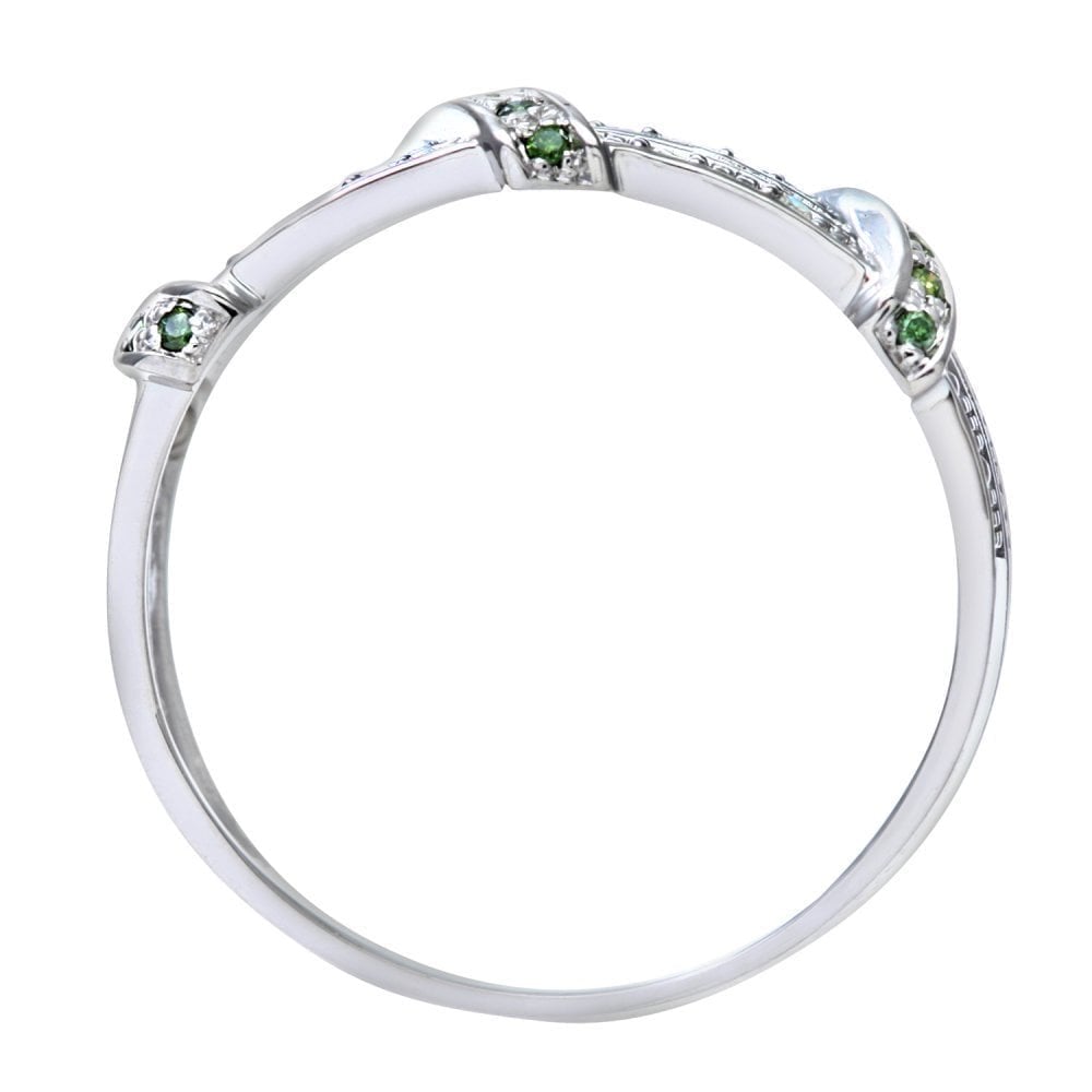 Green and White - detail view | Prime Jewellery