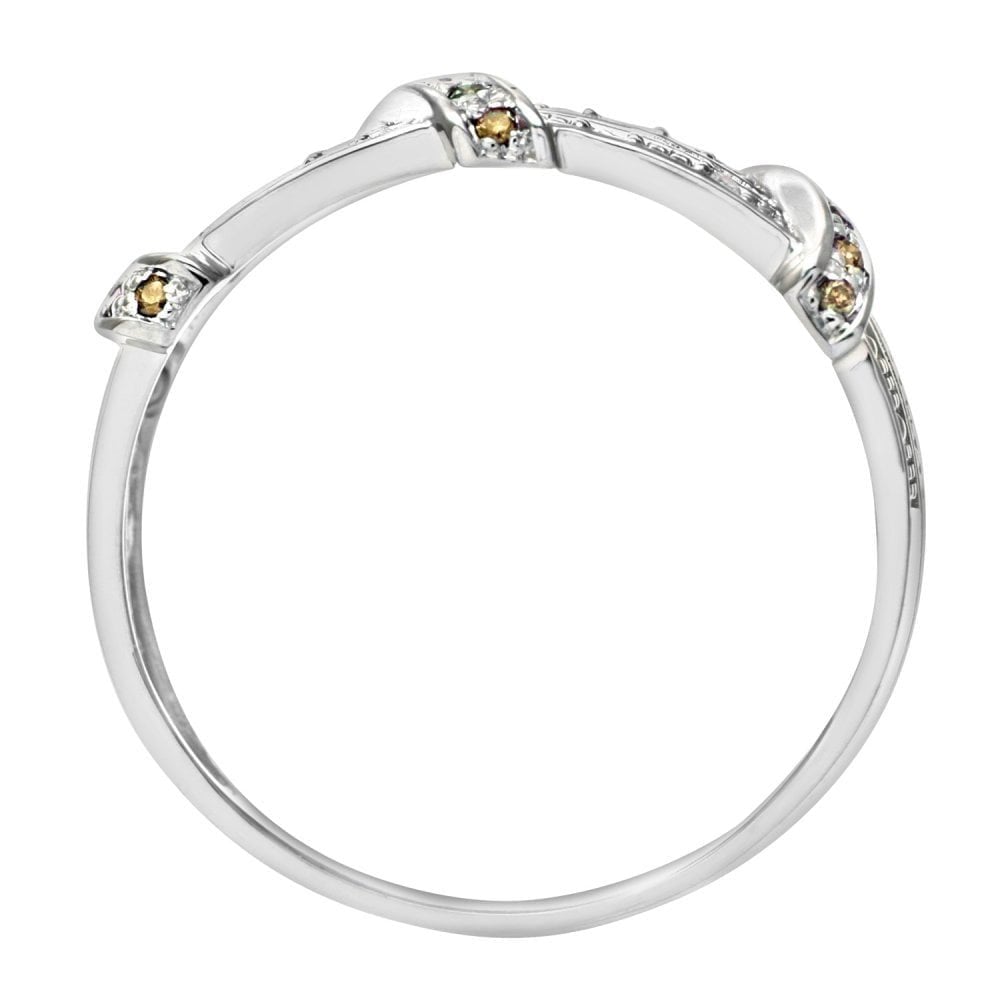 Red and White - detail view | Prime Jewellery