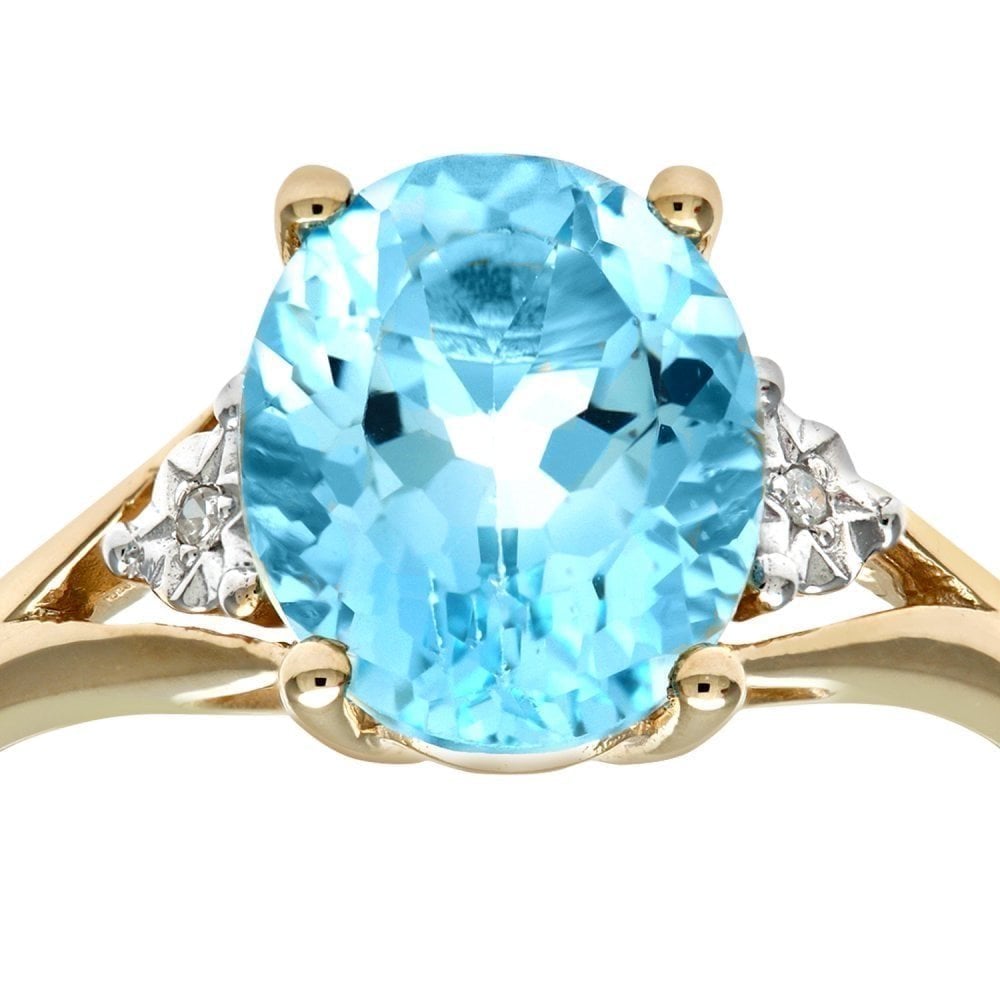 9ct Yellow Gold 3.4 Carat Swiss Blue Topaz and Diamond Oval Solitaire Engagement Ring