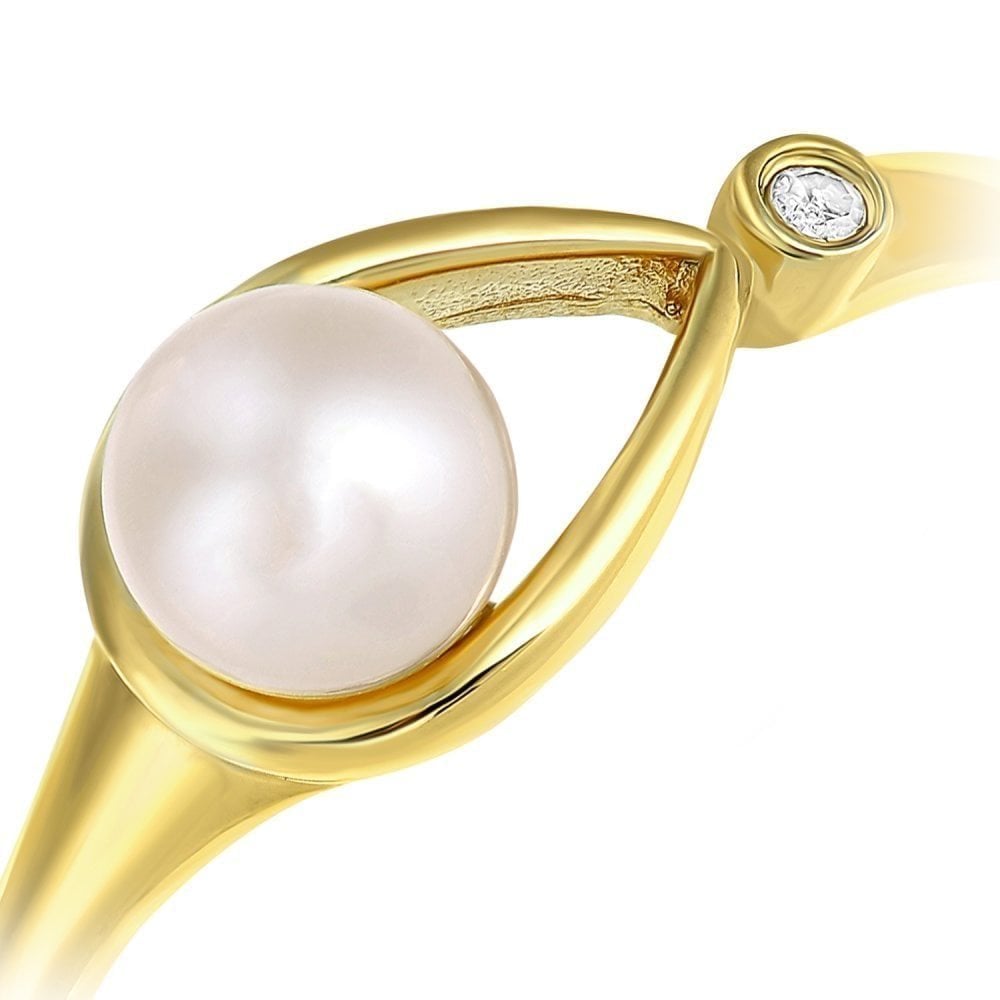 9ct Yellow Gold 0.01ct Diamond And Cultured Pearl Teardrop Ring