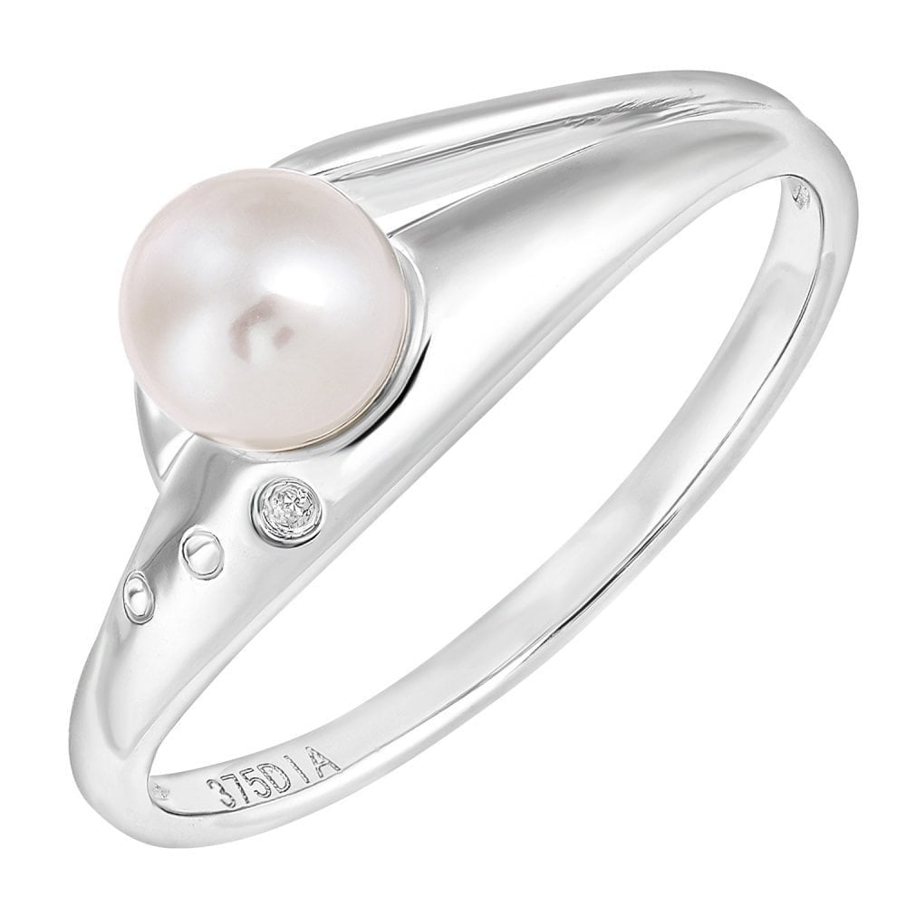 9ct White Gold 0.01ct Diamond And Cultured Pearl Ring
