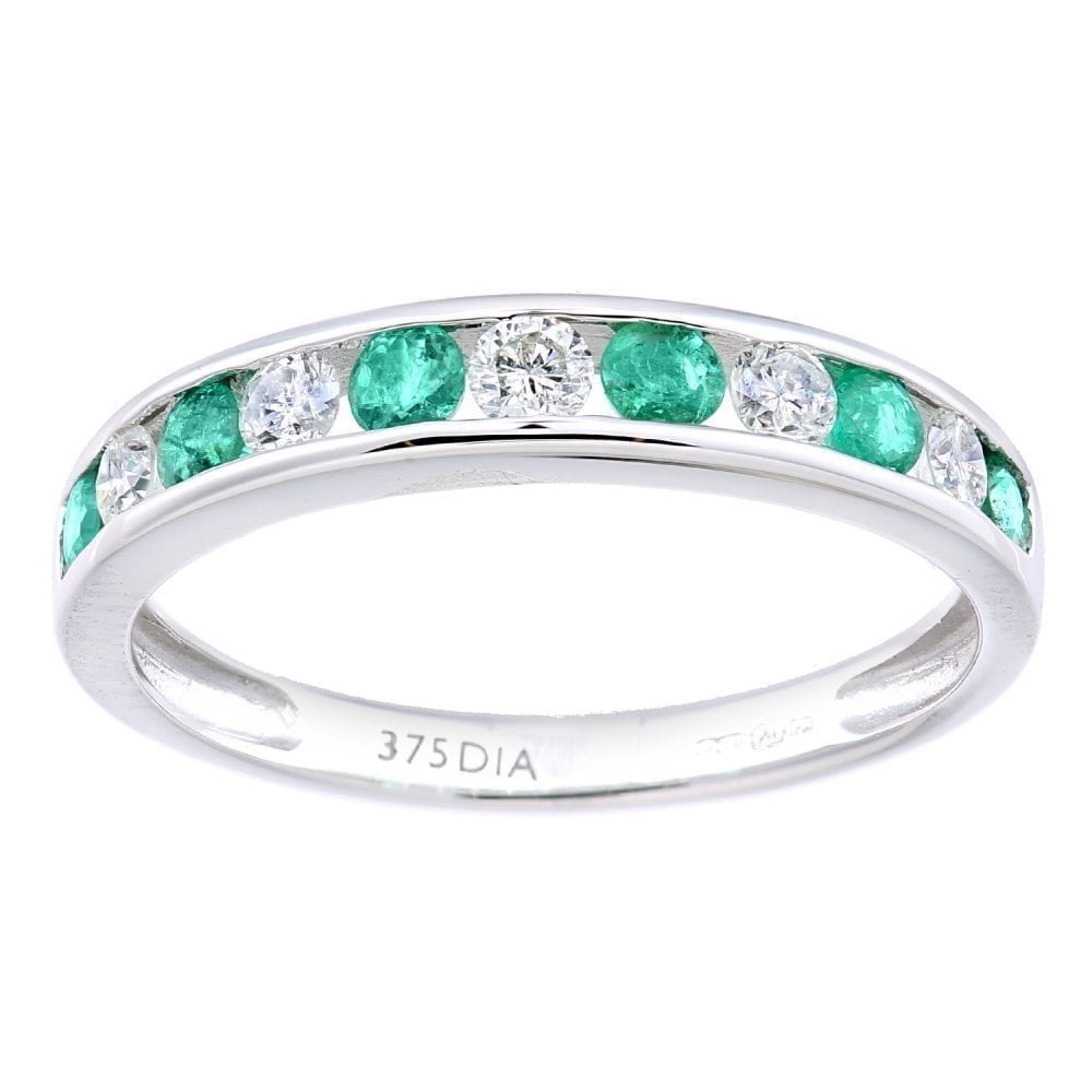 Round Emerald and - detail view | Prime Jewellery