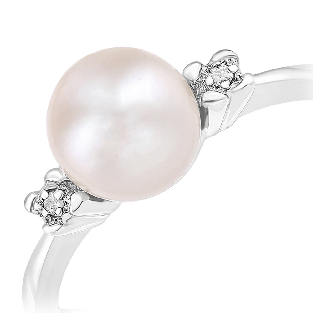 9ct White Gold 0.01ct Diamond And Cultured Pearl Ring