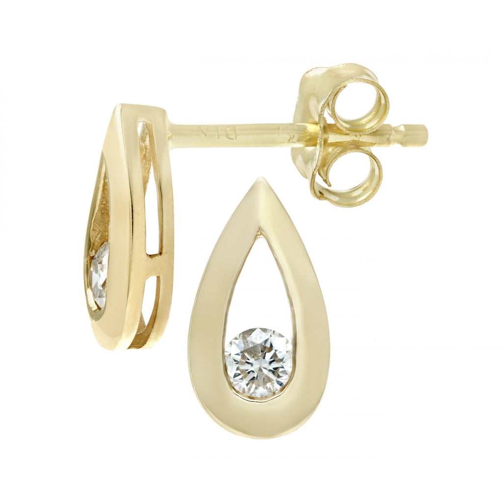 Diamond Stud Earrings - detail view | Prime Jewellery