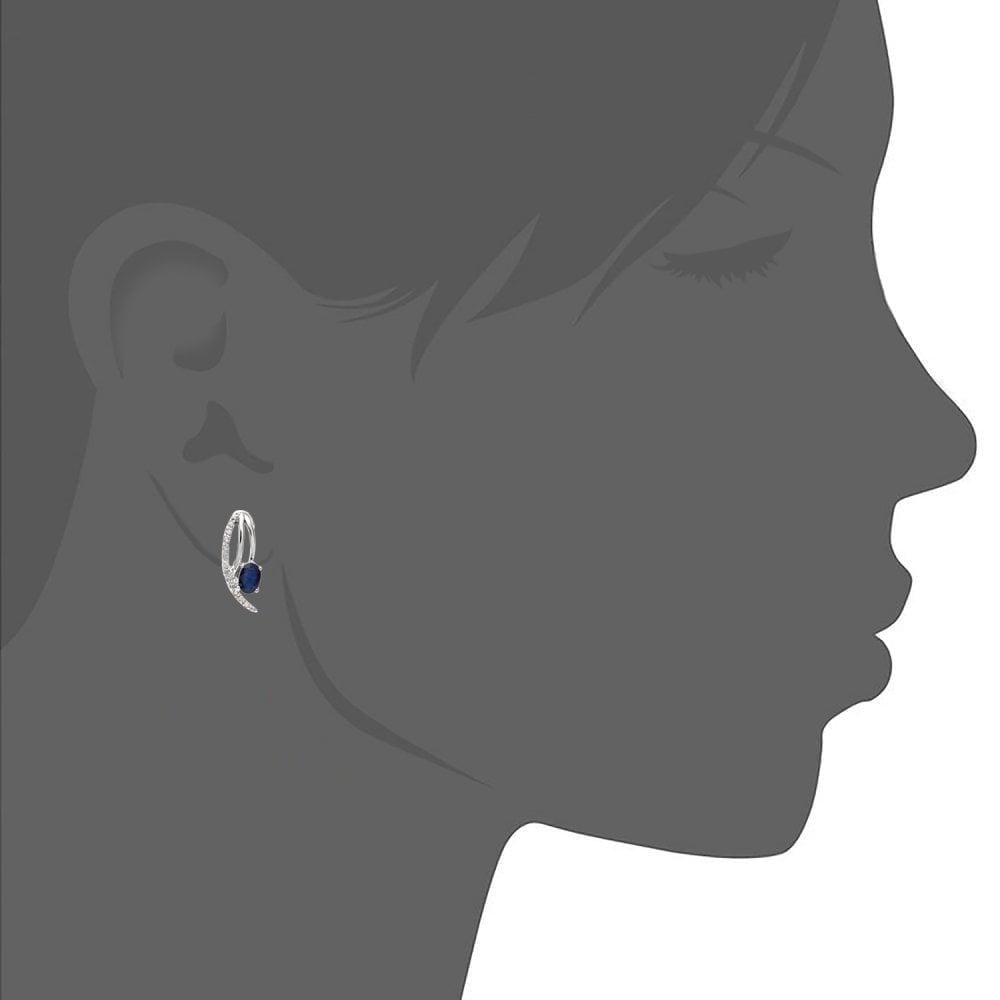 Blue Sapphire Stud Earrings - detail view | Prime Jewellery