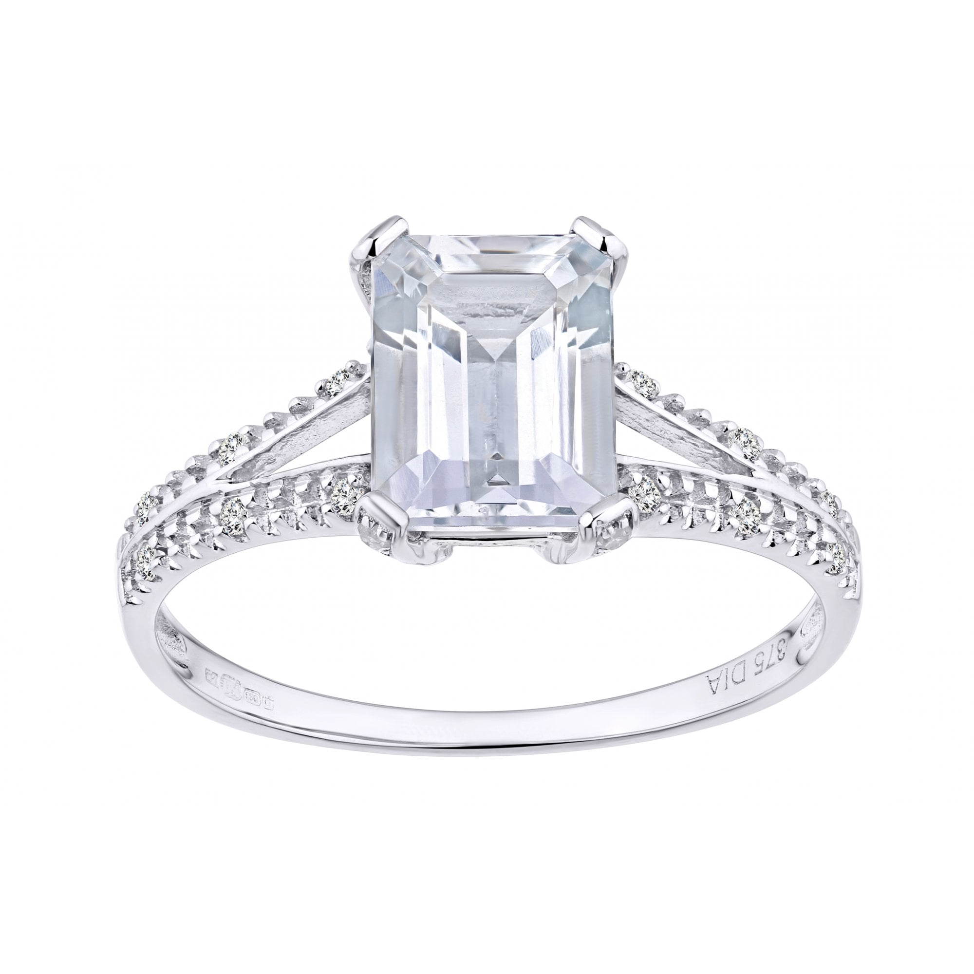 Emerald Cut Aquamarine - detail view | Prime Jewellery