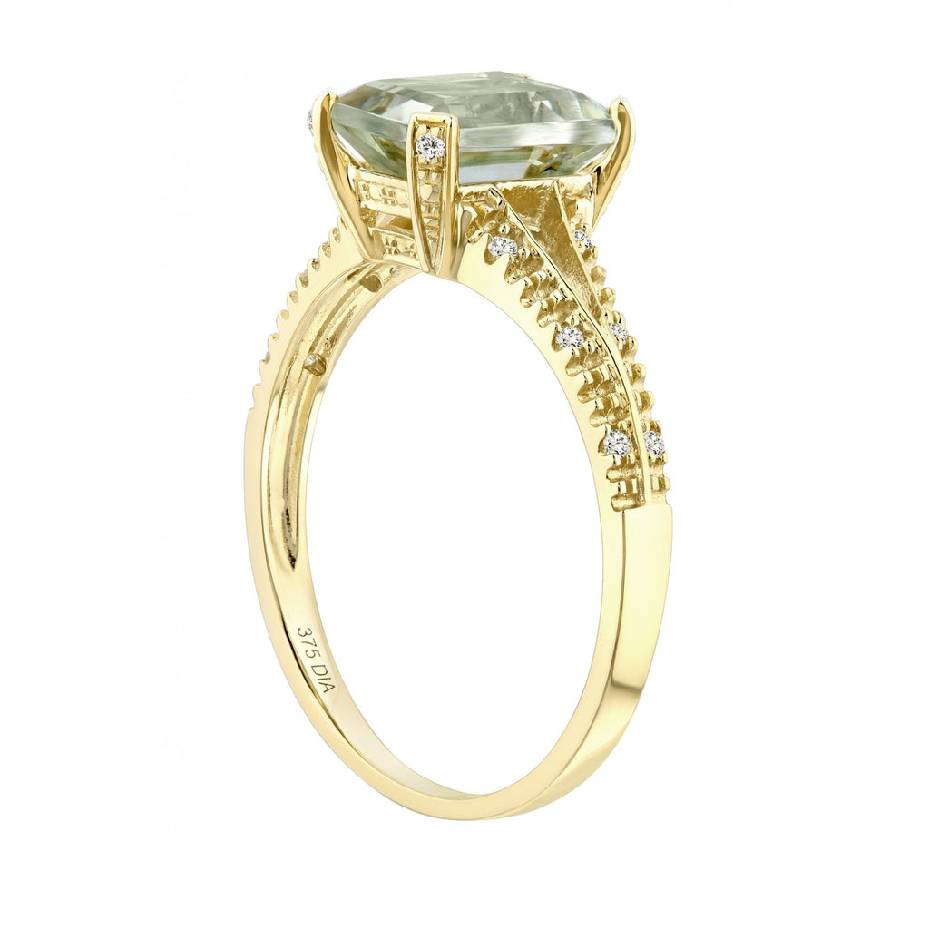Emerald Cut Green - detail view | Prime Jewellery