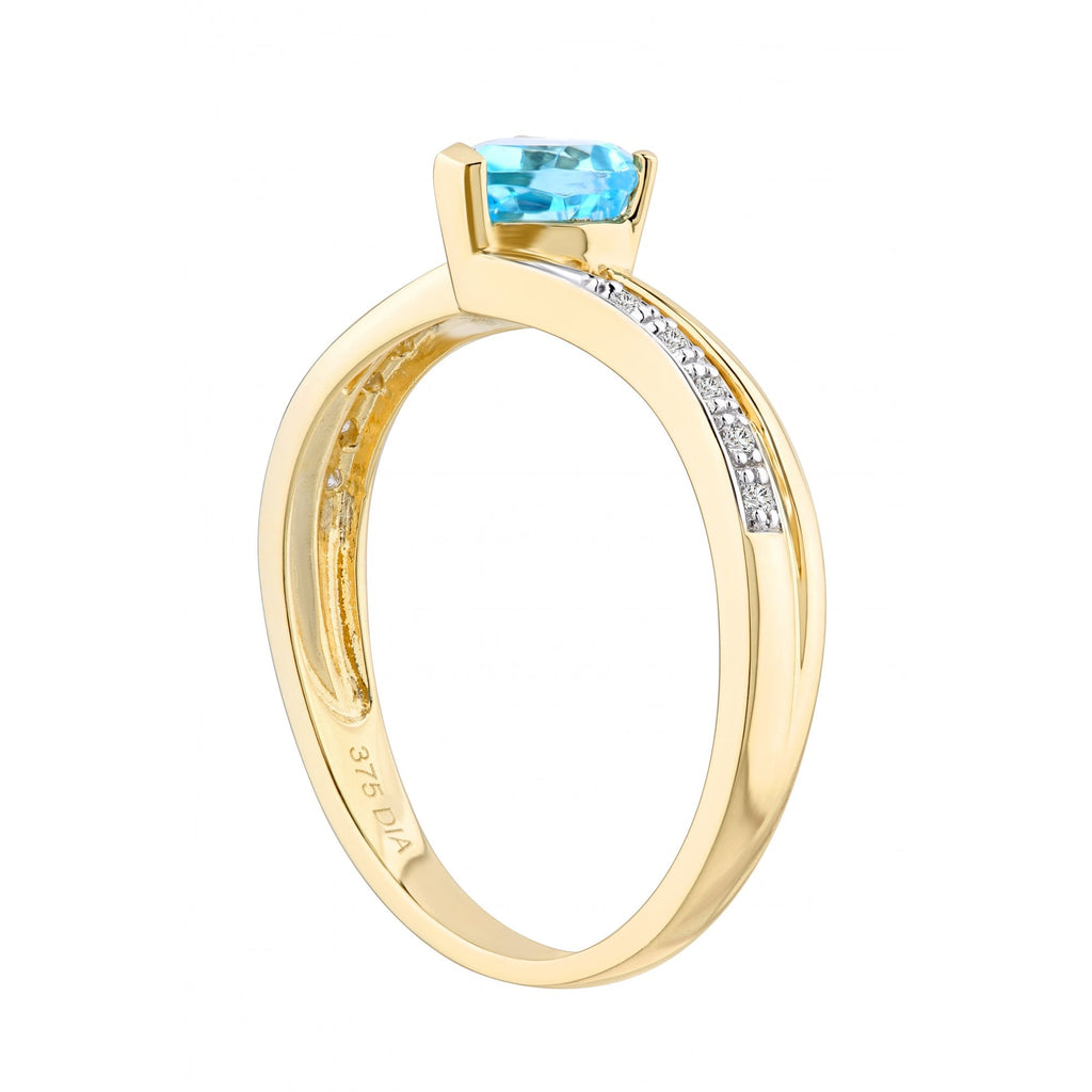 Ladies 9ct Yellow Gold 0.05ct Diamond and Heart Blue Topaz Ring