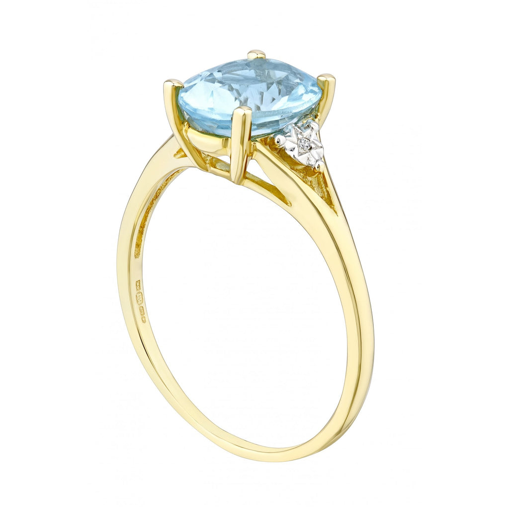 9ct Yellow Gold 3.4 Carat Swiss Blue Topaz and Diamond Oval Solitaire Engagement Ring