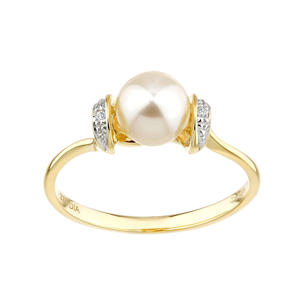 9ct Yellow Gold 0.01ct Diamond And Cultured Pearl Ring