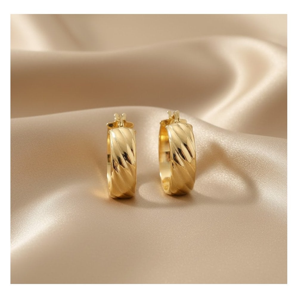 Swirl Textured Small - detail view | Prime Jewellery