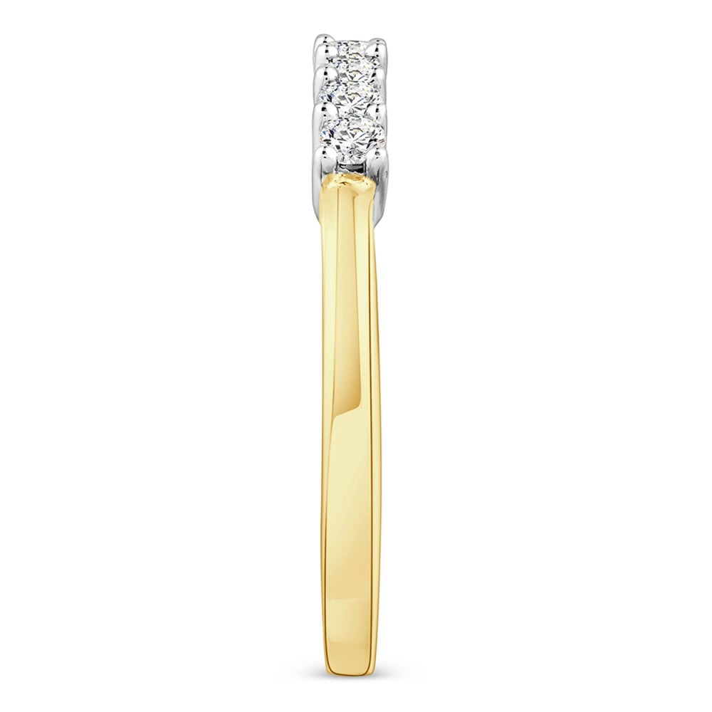 Diamond 7 Stone - detail view | Prime Jewellery
