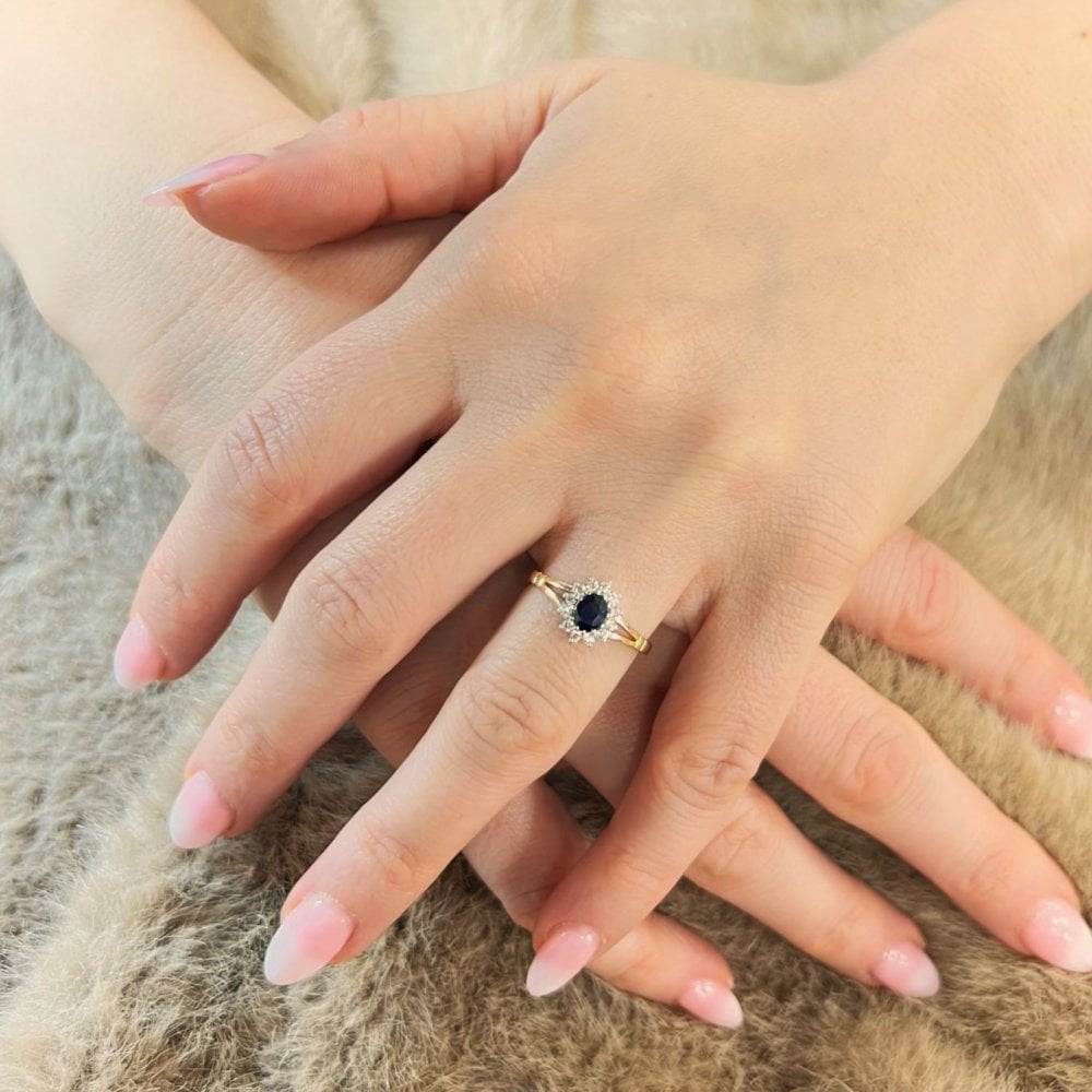 9ct Yellow and White Gold Sapphire Ring in Cluster Design