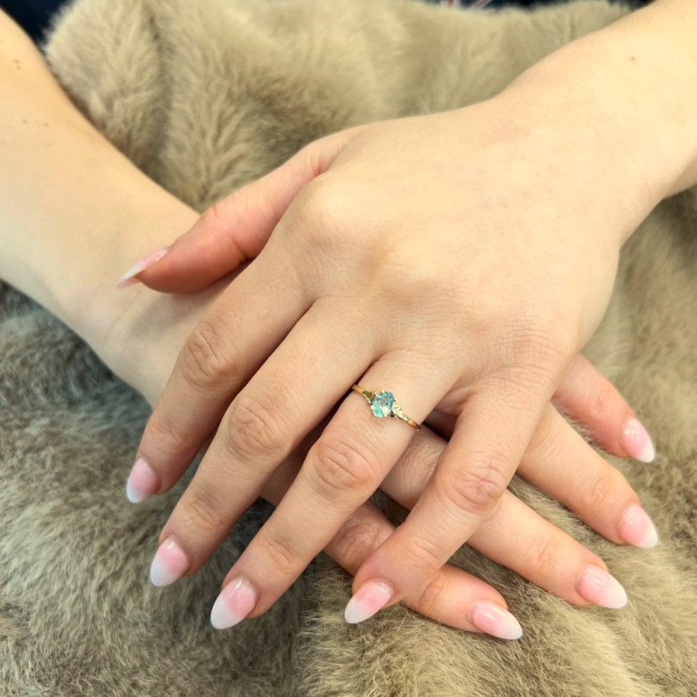 9ct Yellow Gold Sky Blue Topaz Solitaire Ring