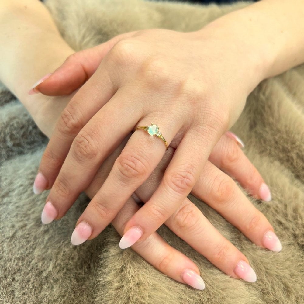 9ct Yellow Gold CZ Aquamarine Ring