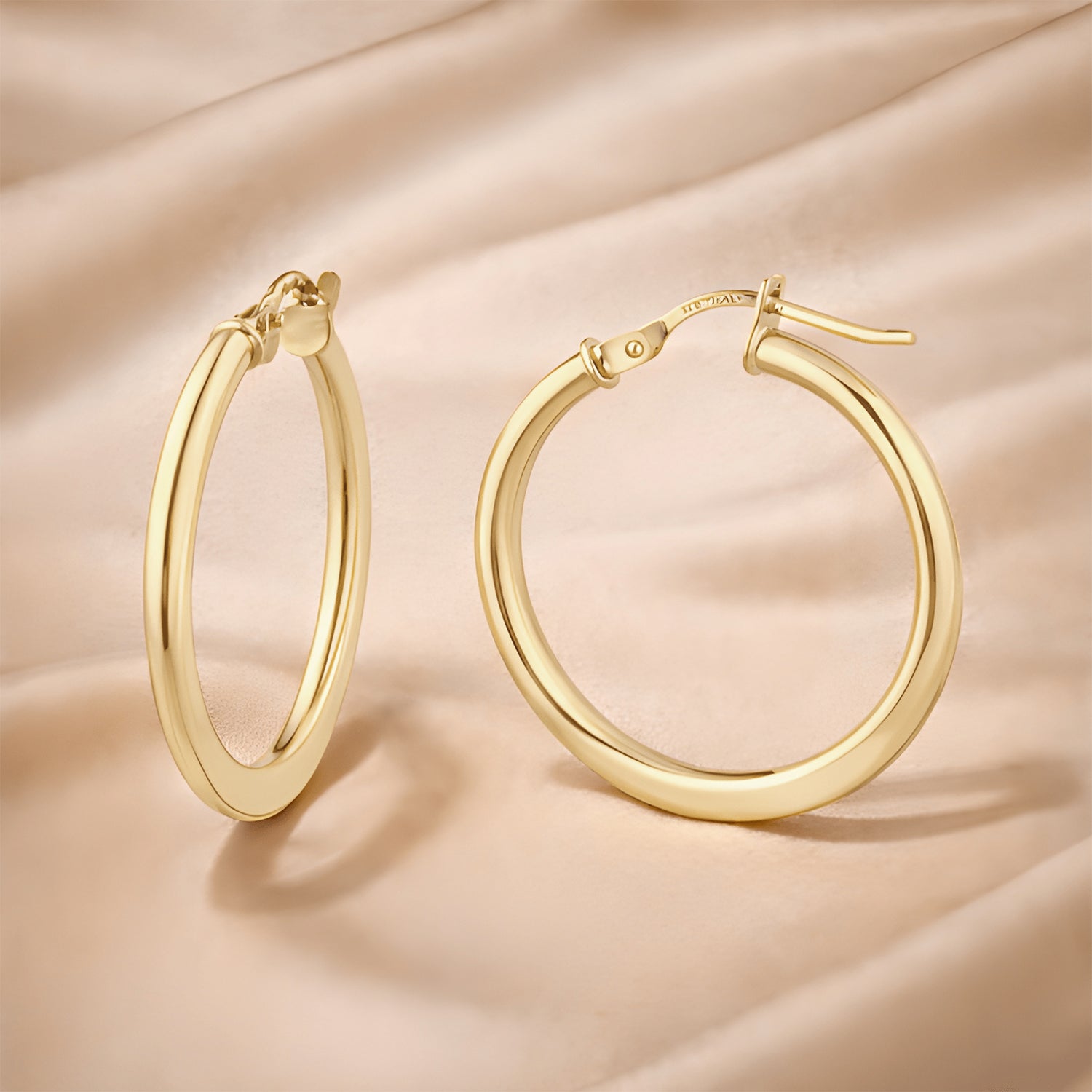 Hoop Earrings - detail view | Prime Jewellery