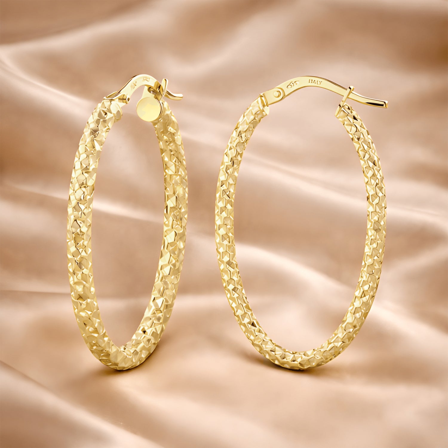 Diamond-Cut Medium Hoop - detail view | Prime Jewellery