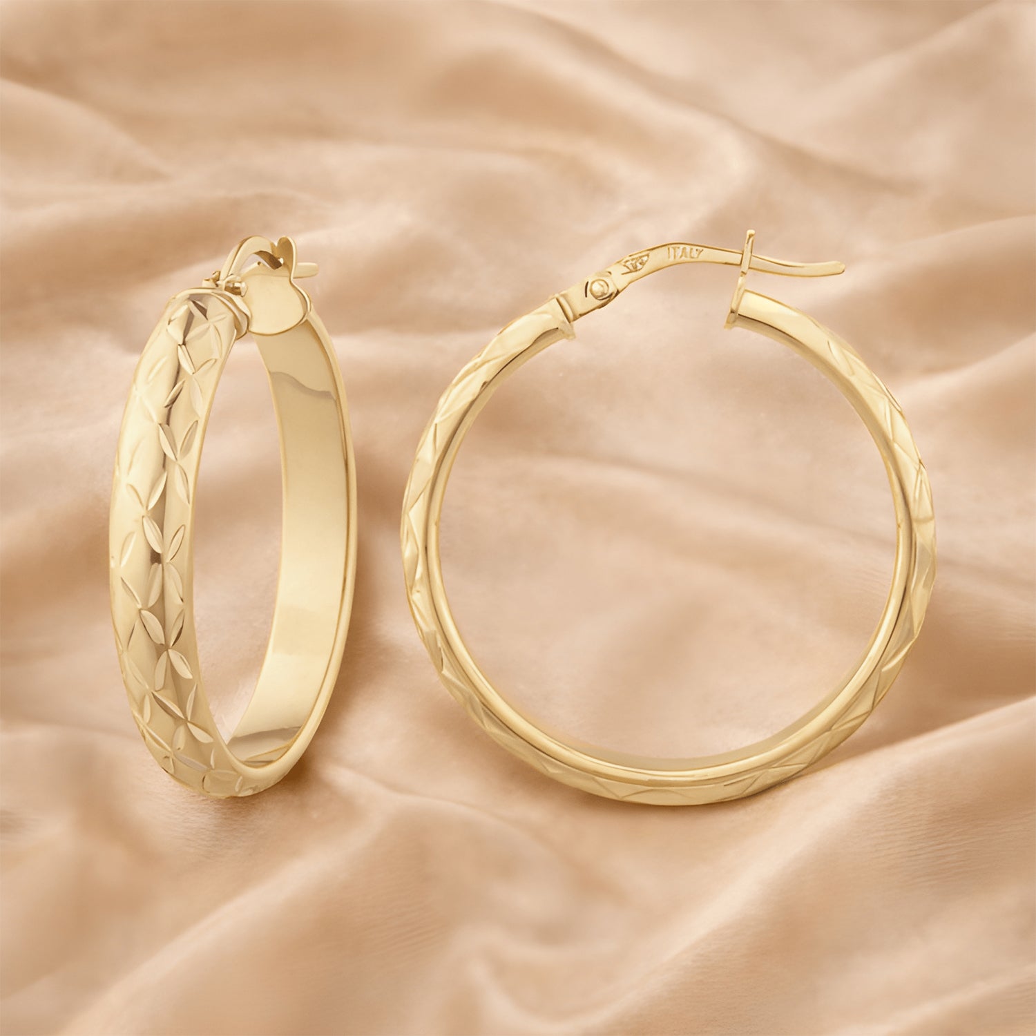 Hoop Earrings 9ct - detail view | Prime Jewellery