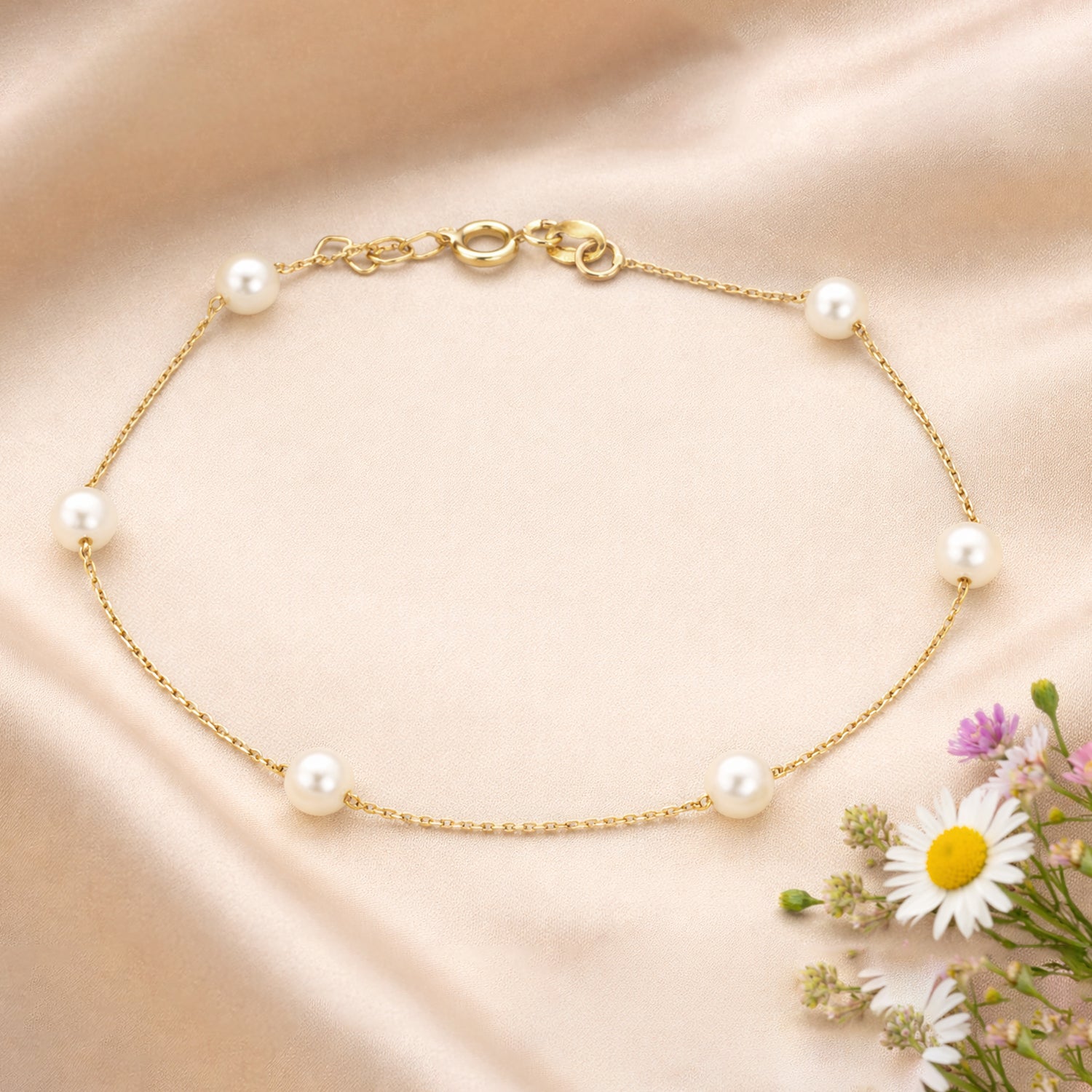 9ct Yellow Gold Pearl Station Bracelet – White Round Pearl Bezel Set