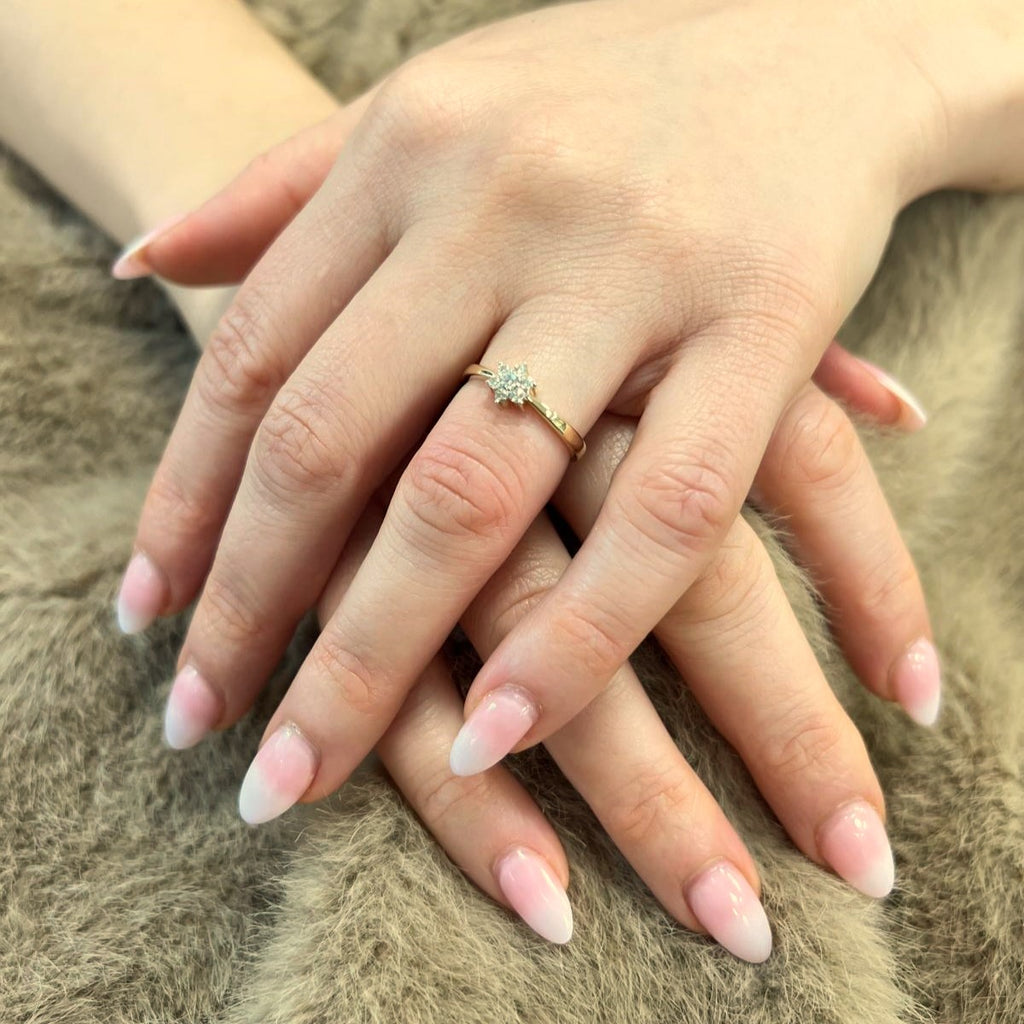 9ct Yellow Gold Ring in Cluster Design