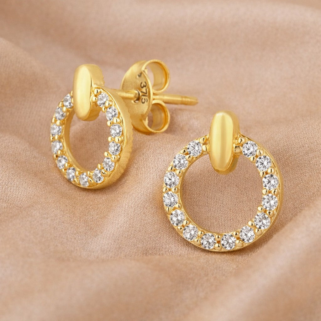 Cubic Zirconia Stud Earrings - detail view | Prime Jewellery