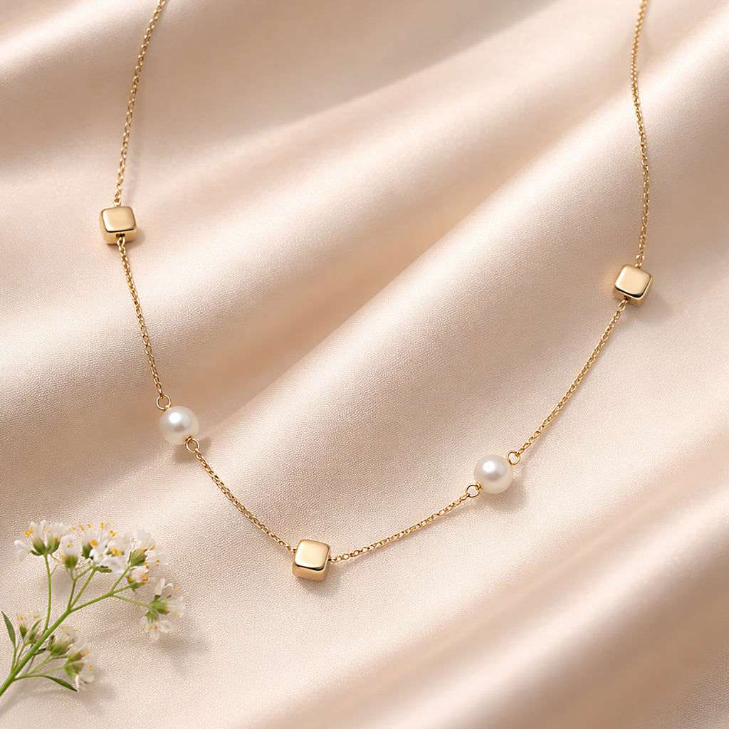 9ct Yellow Gold 18 Inch Cube and Pearl Necklace