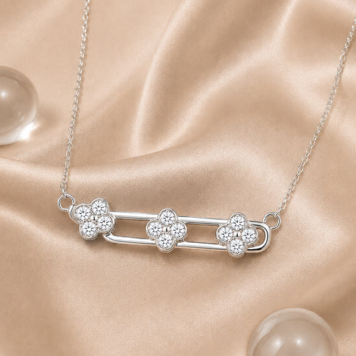 9ct White Gold Moveable Diamonds Flower Necklace