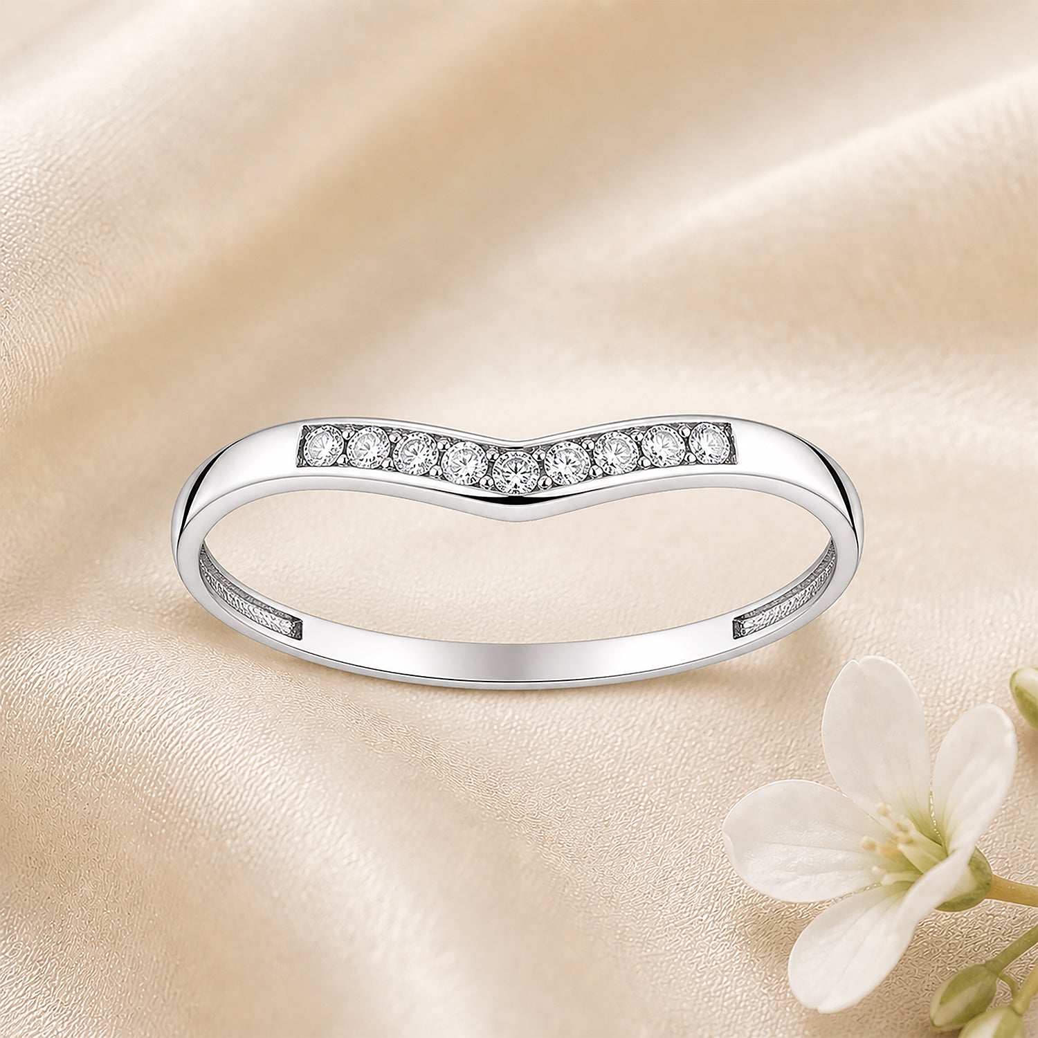 9ct White Gold Cubic Zirconia Wishbone Ring
