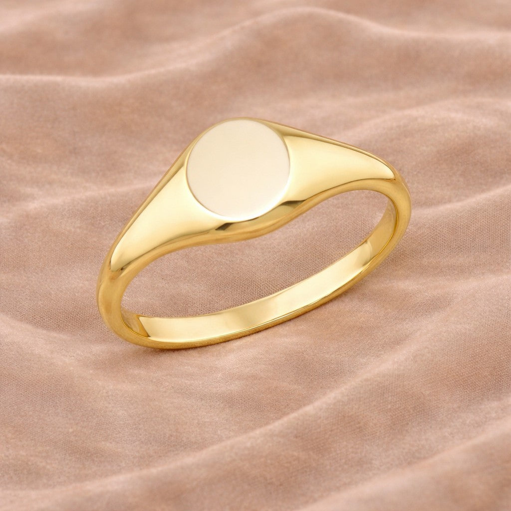 9ct Yellow Gold Oval Signet Ring