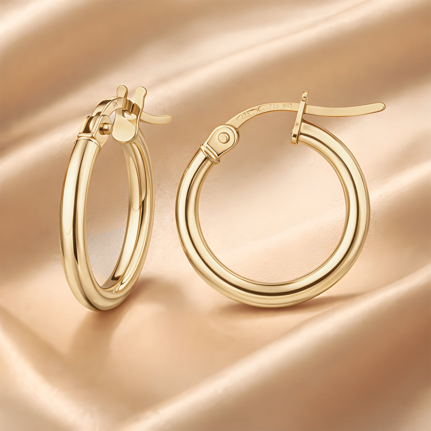 Hoop Earrings - detail view | Prime Jewellery